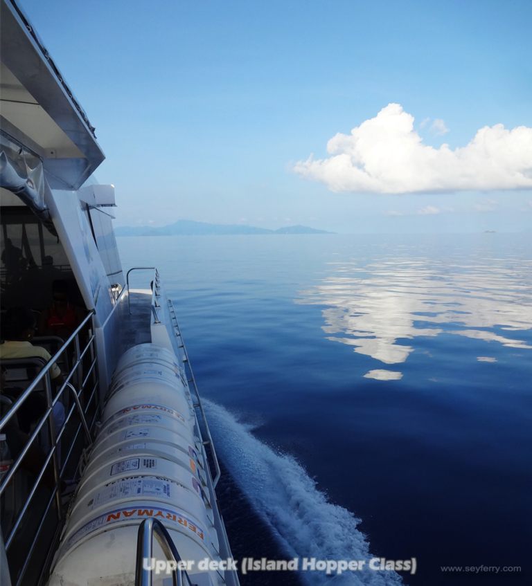 catamaran mahe praslin